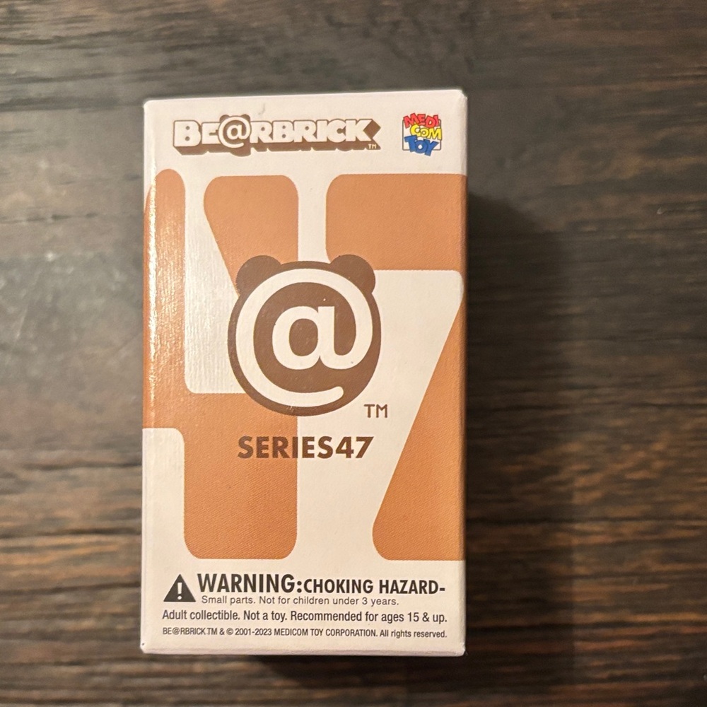 Be@rbrick Series 47 Collectible Box Mystery box sealed